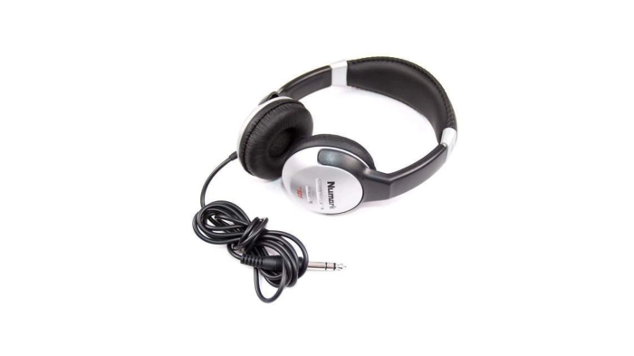 Numark HF-125 [4]