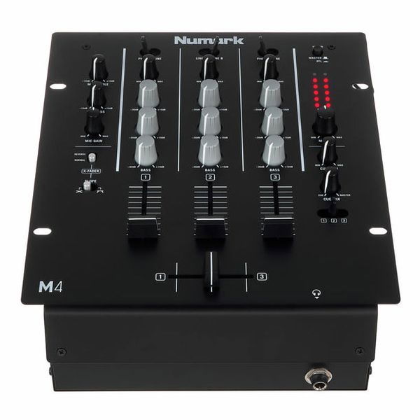 Numark M 4 Black [2]