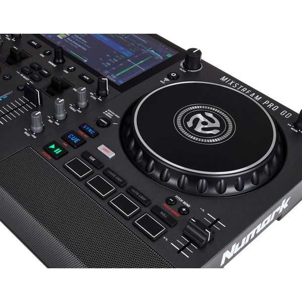 Numark Mixstream Pro GO [11]