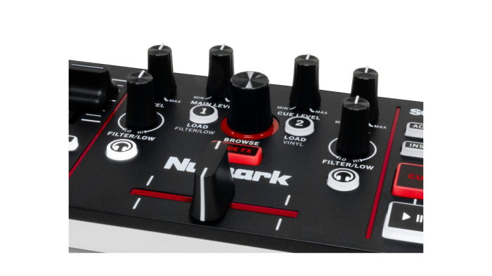 Numark MixTrack Go [10]