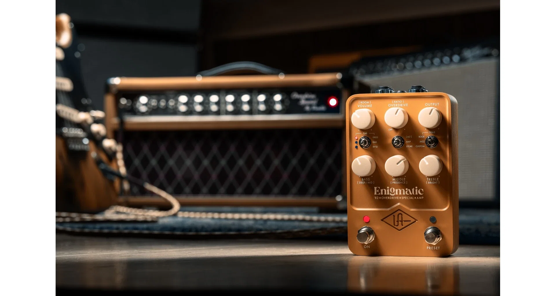Pedala Universal Audio UAFX Enigmatic 82 Overdrive Special Amp [6]