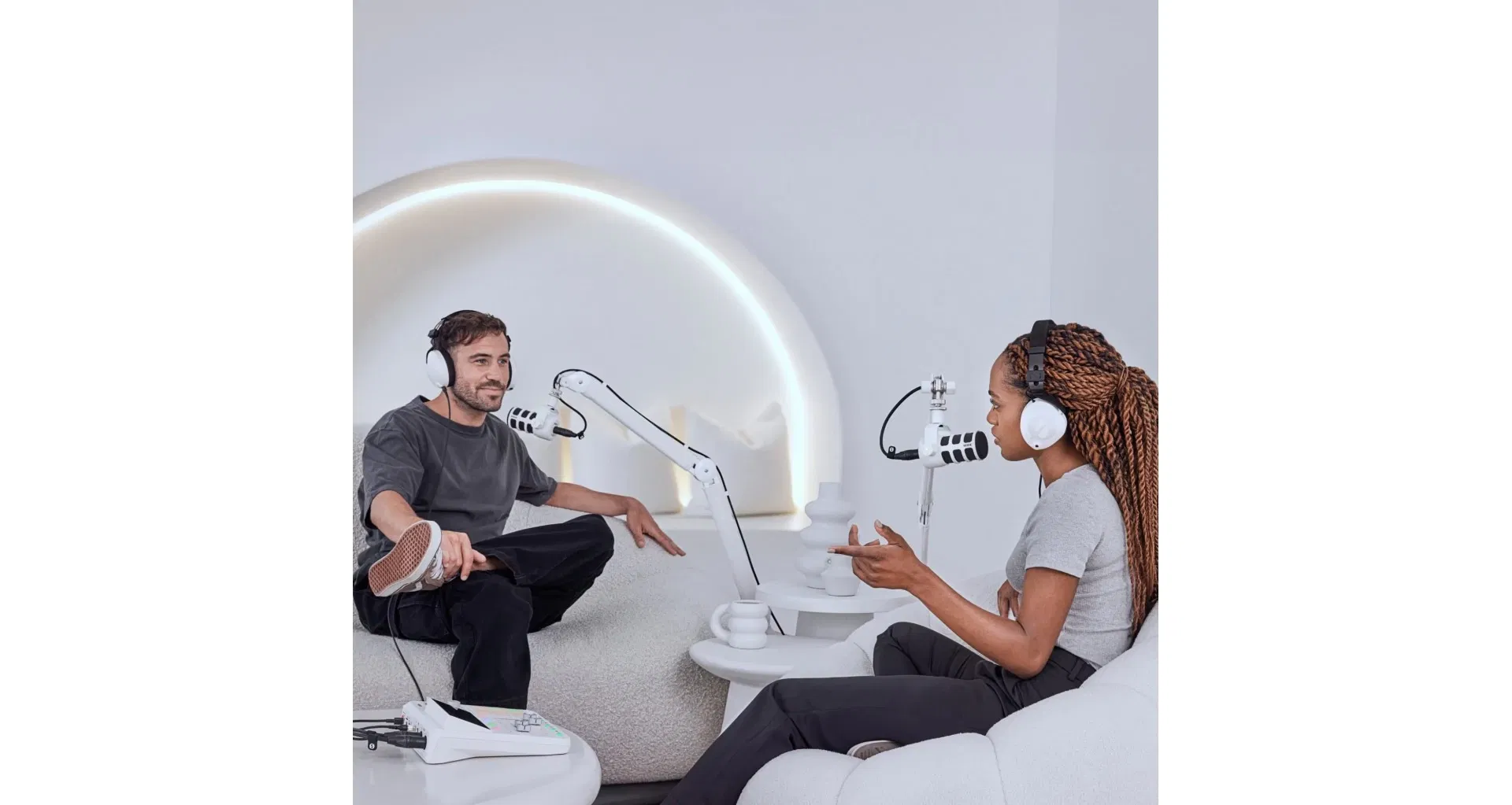 Rode RODECaster Duo White [4]