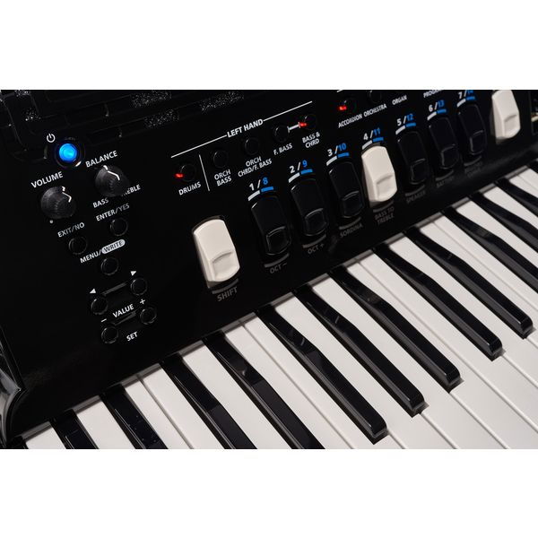 Roland FR-4X BK [5]