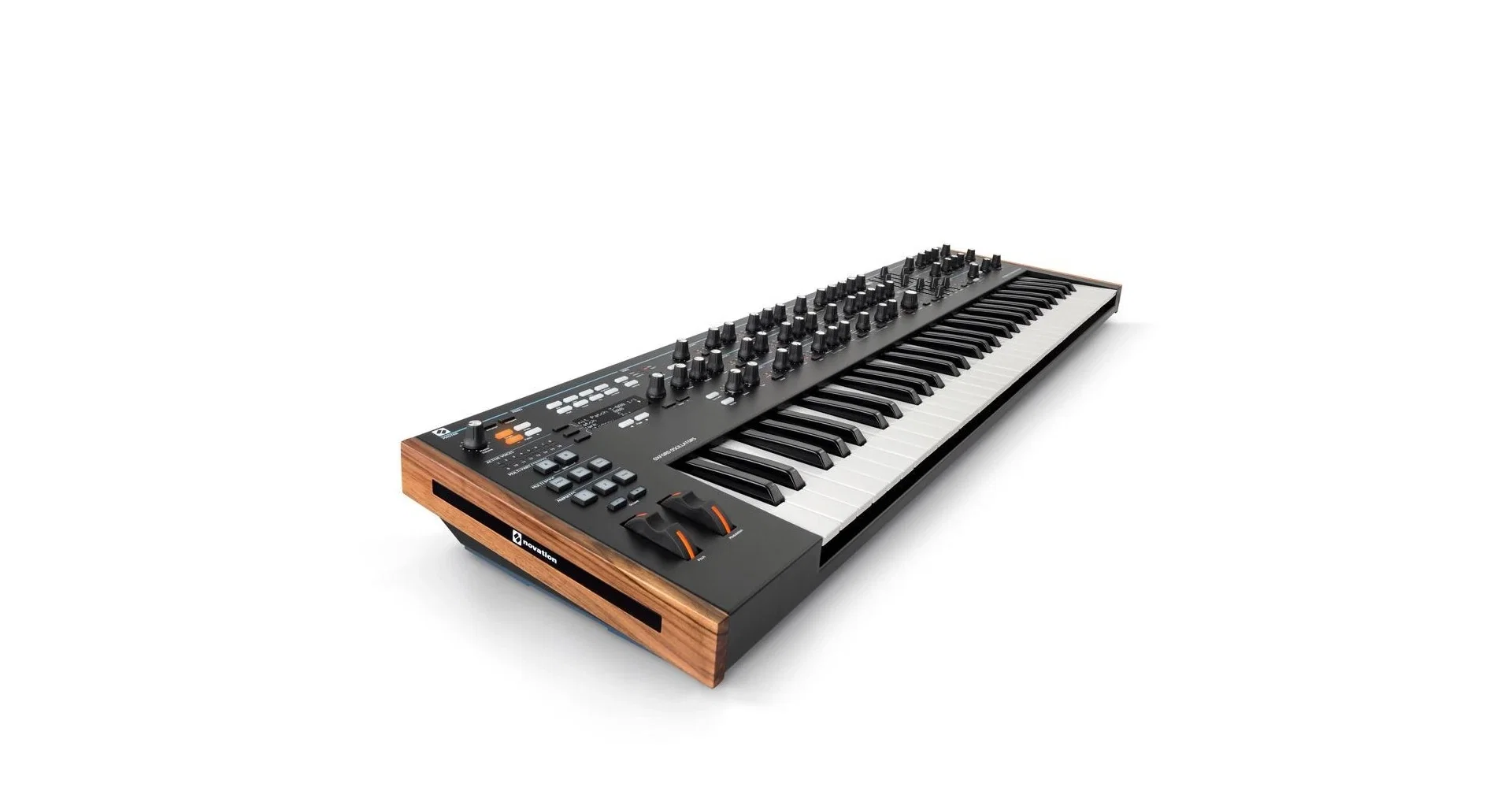 Sintetizator Novation Summit [2]