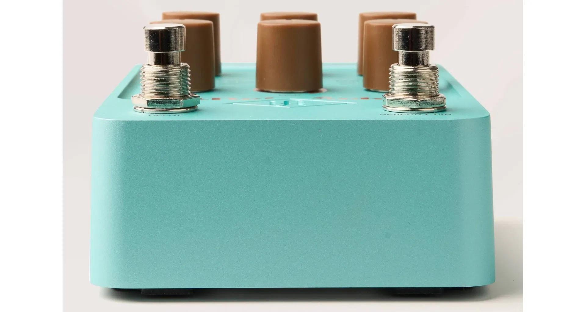 Universal Audio UAFX Del-Verb Ambience Companion [3]