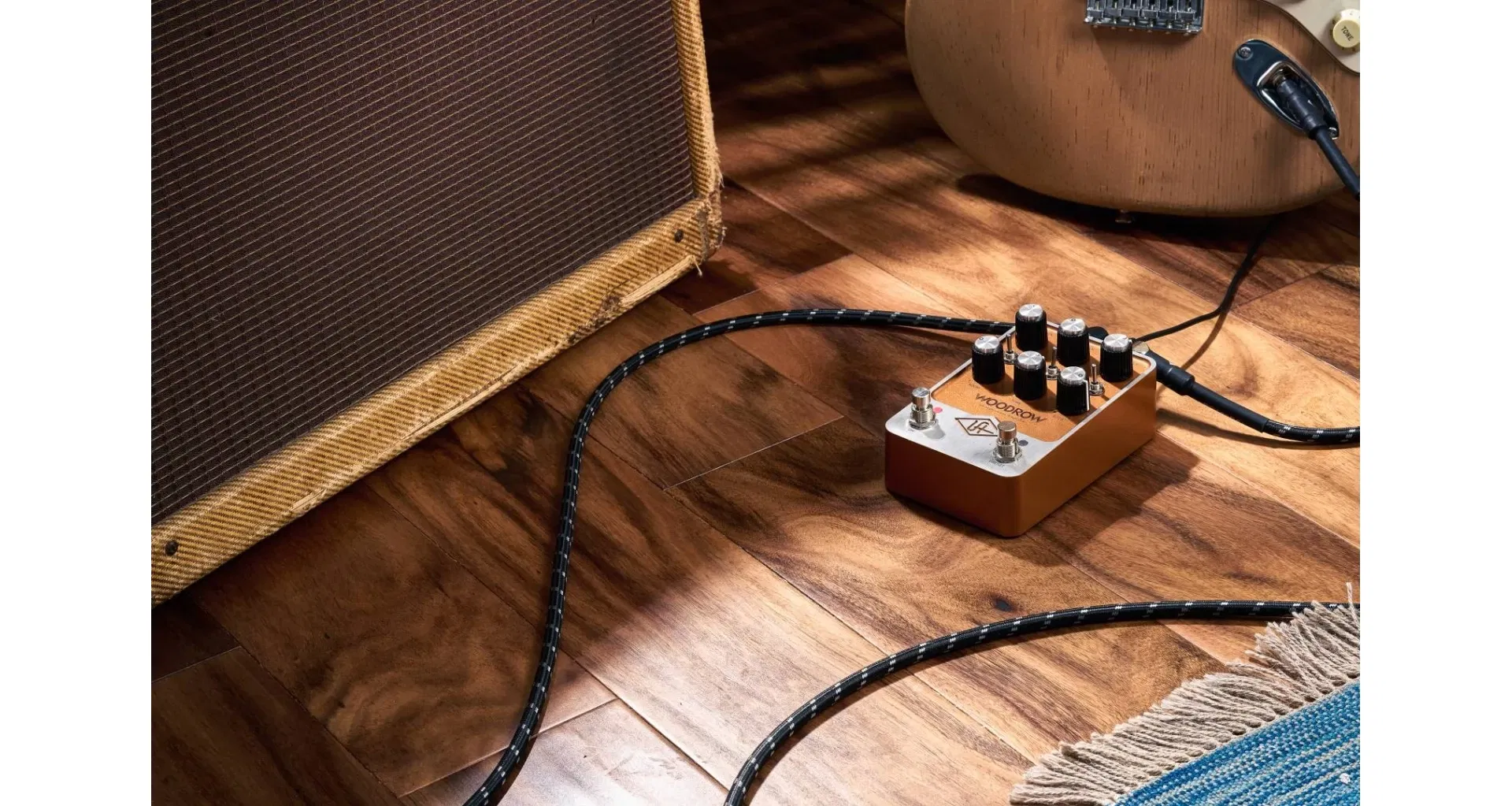 Universal Audio UAFX Woodrow 55 Instrument Amplifier [9]