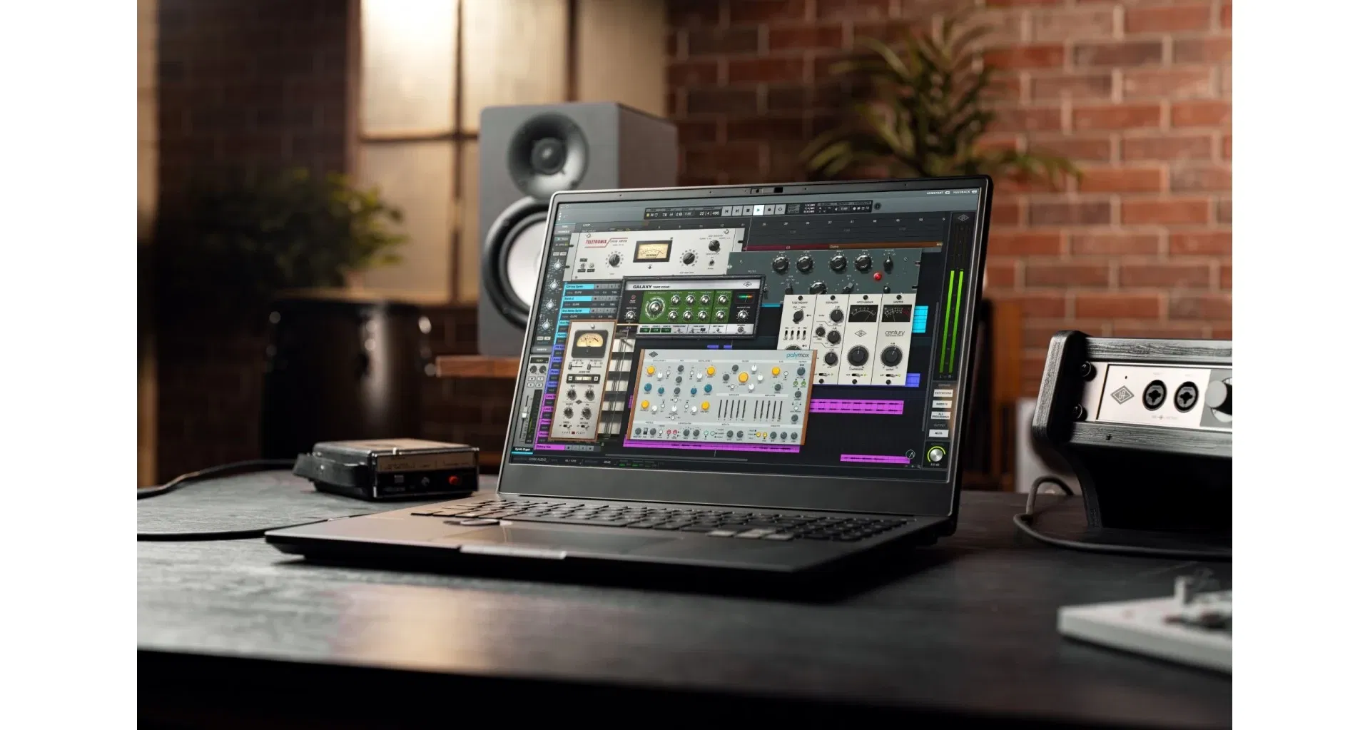 Universal Audio Volt 876 USB Audio Interface [8]