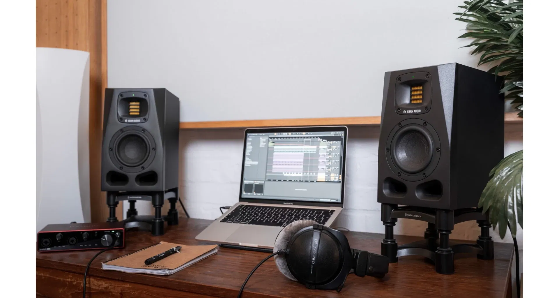 Sonorizare / PA - Adam Audio A4V