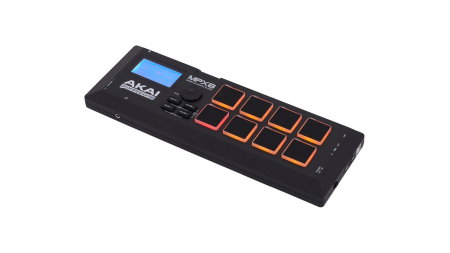 Samplere si controllere - AKAI Professional MPX8