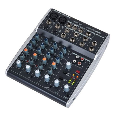 Magazin - Behringer Xenyx 802S