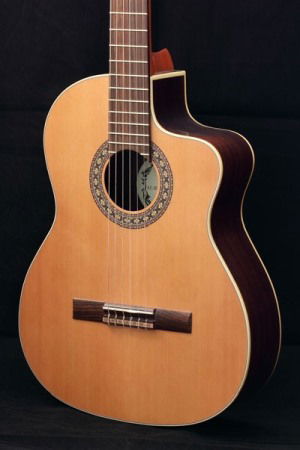 Chitara clasica SM 45 ctw EQ Hora Reghin [1]