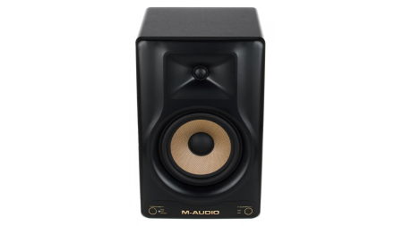 Magazin - M-Audio Forty Sixty