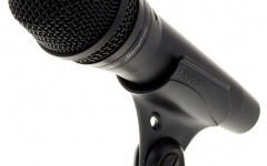 Shure PGA57 [3]