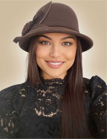 PALARII dama ELEGANTE - Palarie dama cu boruri mici si accesoriu floare MISS FLORIA (MARO mahon) - marime unica, reglabila